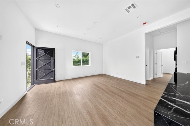 Photo - 6514 Kraft Ave