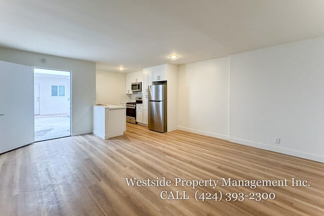 Photo - 3630 Midvale Ave