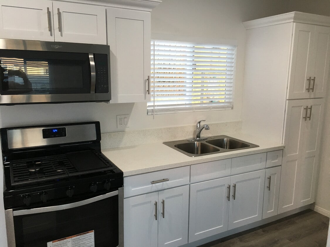 Floor Plan - 1 Bed 1 Bath