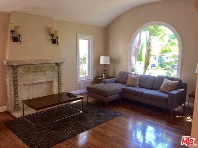 Photo - 1350 S Curson Ave