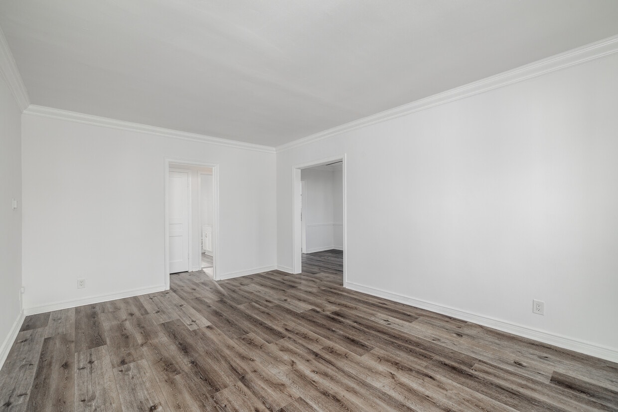 3D Tour - 5140 Clinton Avenue