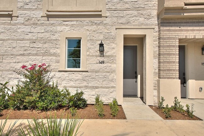 Photo - 149 N 1st Ave