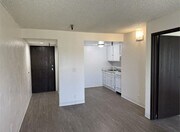 Photo - 363 E Gilbert St