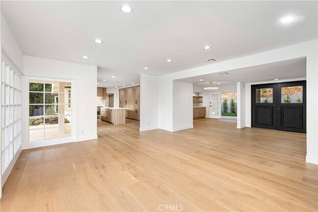 Photo - 4620 Encino Ave