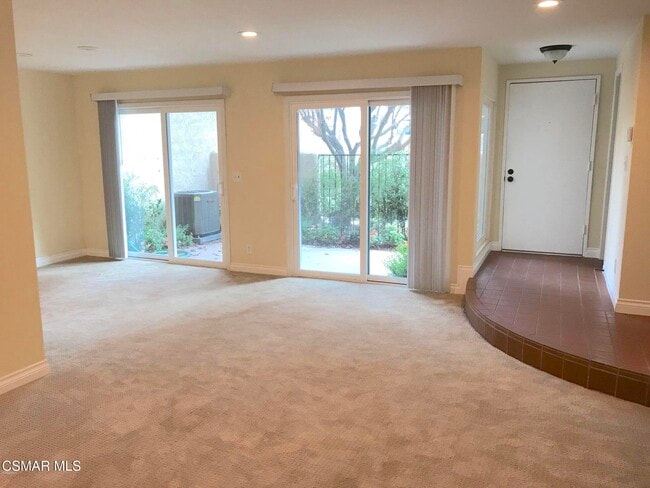 Photo - 3719 Summershore Ln