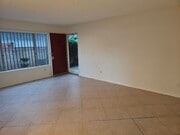 Photo - 9634 Park St