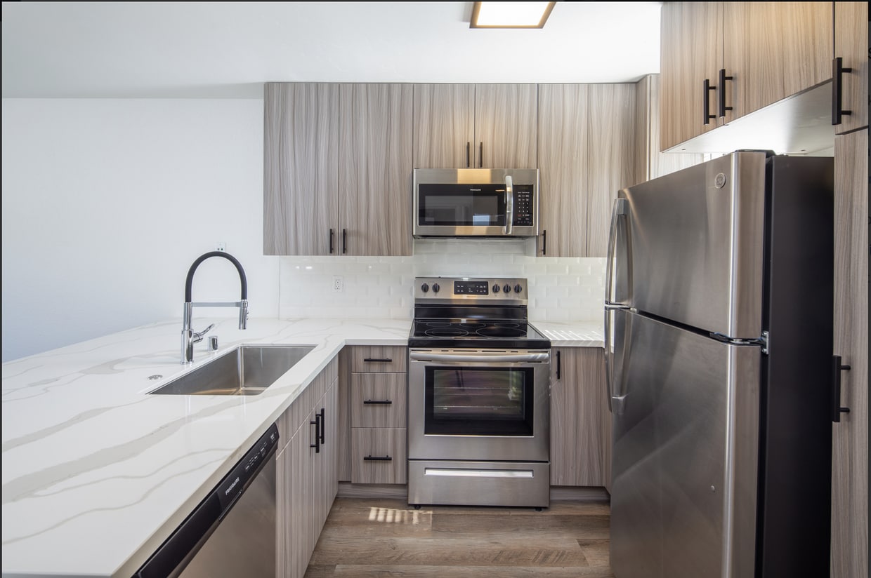 Floor Plan - 2 Bedroom 2 Bathroom