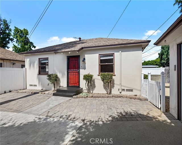 Photo - 657 E Jefferson Ave Townhome
