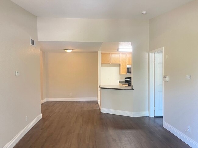 Photo - 2400 Del Mar Way