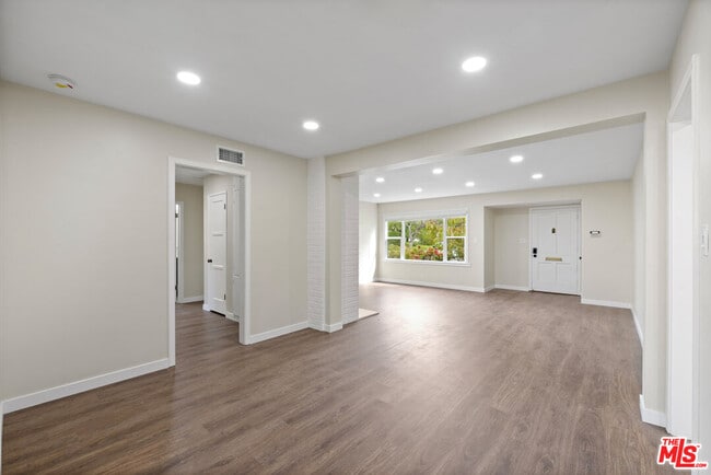 Photo - 3101 Purdue Ave