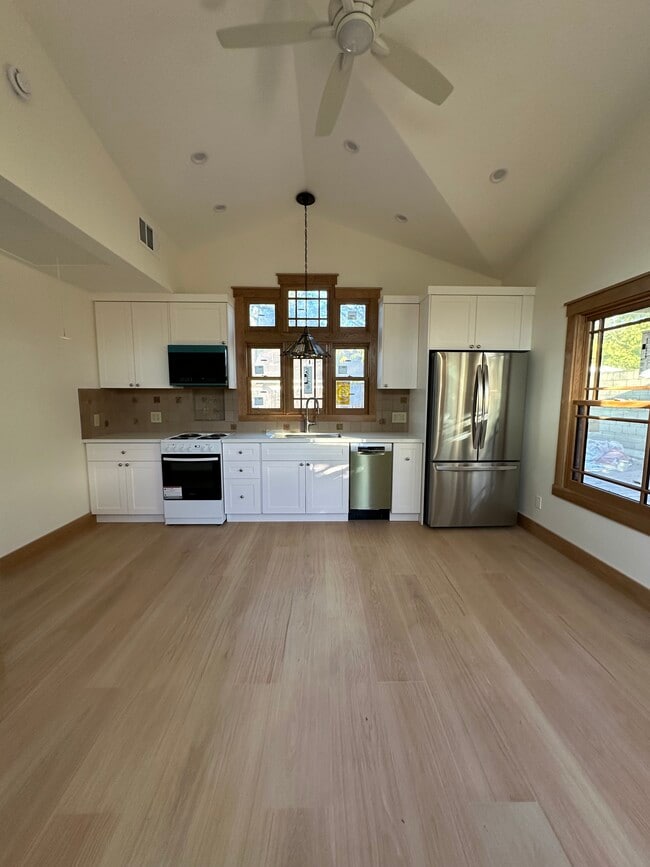 Photo - 1719 Loma Vista St Unit Loma Vista ADU