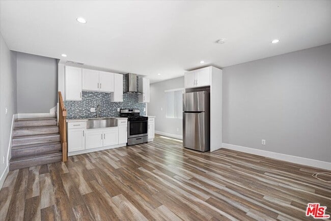 Photo - 6652 Orion Ave