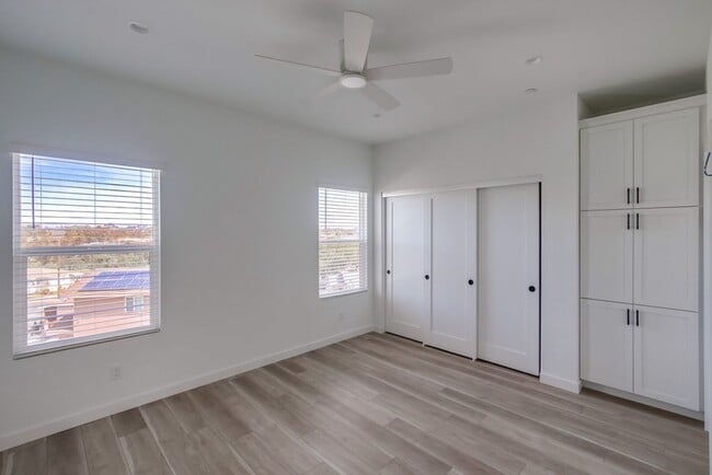Photo - Beautiful downstairs unit 3bed/2 ba now available! Private Patio!! Marketing Description Unit 6663