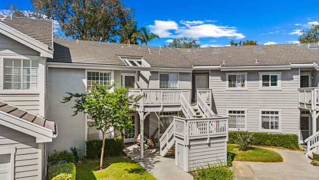 Photo - 13 Campton Pl
