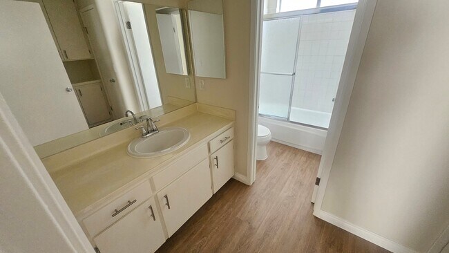 Photo - 18312 Collins St Unit 109