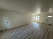 Photo - 7725 Owensmouth Ave Unit 7727