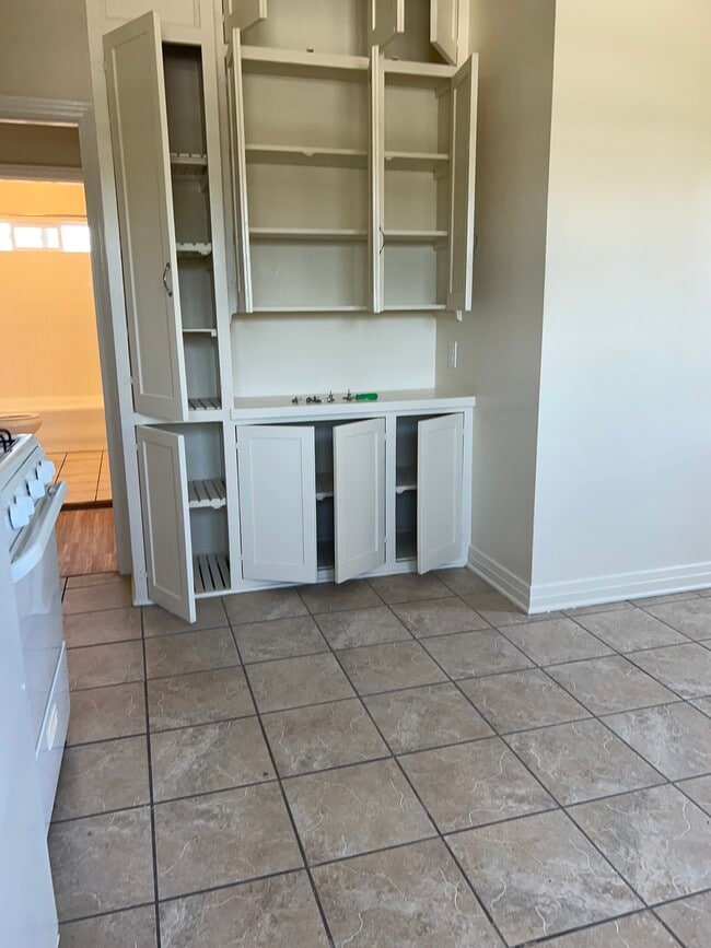 Photo - 642 N Vista St Unit 640