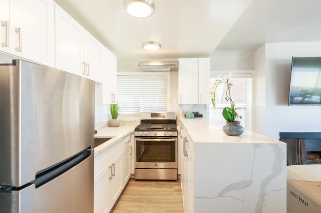 Photo - 1836 THE STRAND, HERMOSA