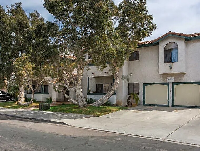 Photo - 4725 34th St