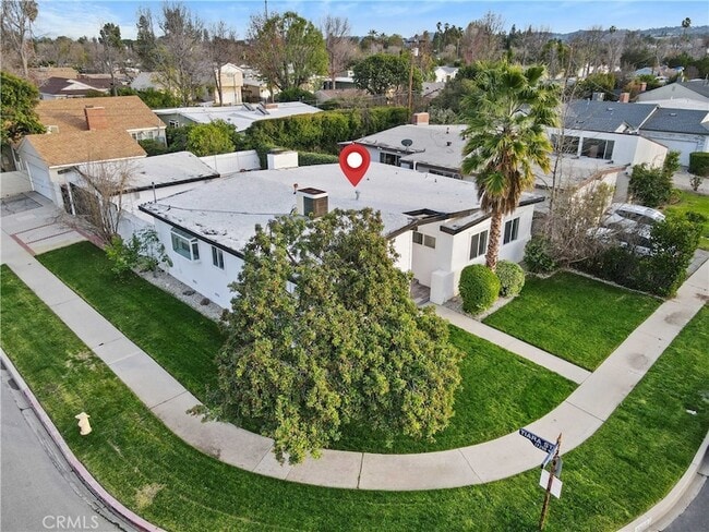 Photo - 5942 Graves Ave