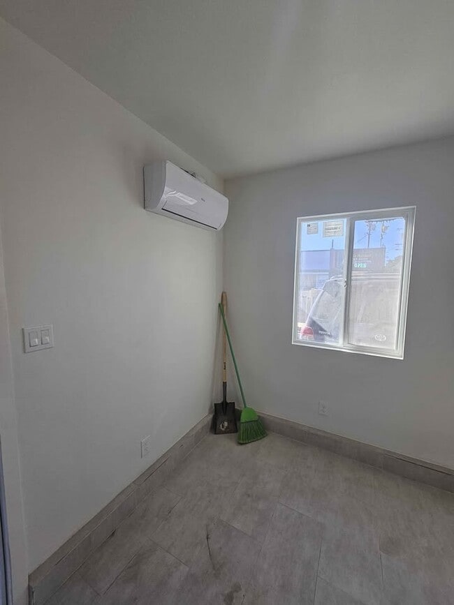 Photo - 1359 W 59th Pl Apartments Unit 59th ADU
