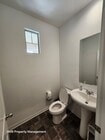 Photo - Beautiful two story 5 bedroom in ontario R...
