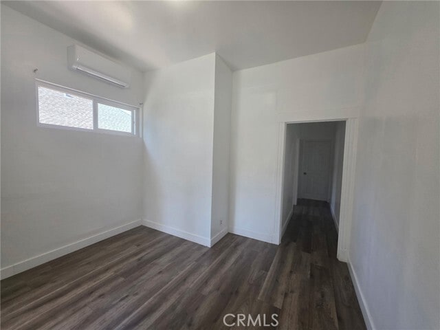 Photo - 2223 E 2nd St