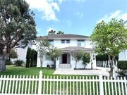 Photo - 2716 S La Salle Ave