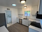 Photo - 4616 Laurelwood Dr House