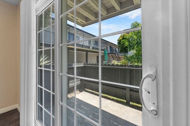 Photo - Villa Del Sur Apartment Homes