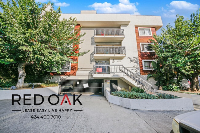 Photo - 1522 N Formosa Ave Unit 107