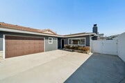 Photo - 2018 Plant Ave