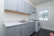 Photo - 4019 W Olympic Blvd Apartment Unit 4019