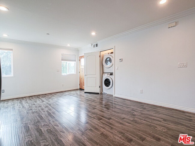 Photo - 963 Wilton Pl Unit 963