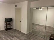 Photo - 9430 Glade Ave