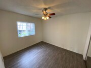 Photo - 3728 S Bentley Ave Apartment Unit 4