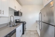 Photo - 1260 W 39th St Apartments