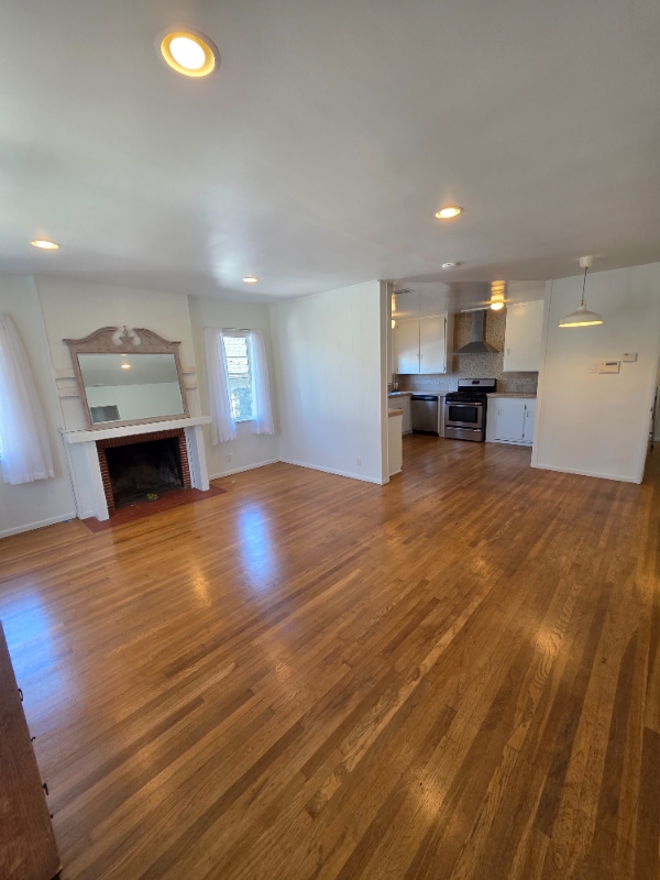 Photo - 3528 Laurel Ave