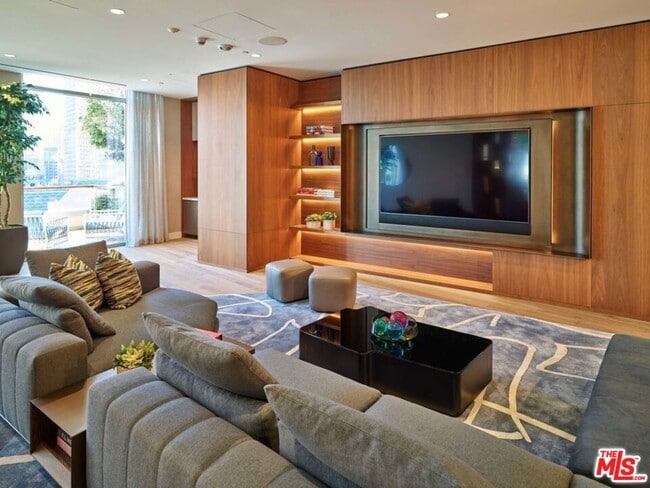 Photo - 151 S Olive St Unit PH4502