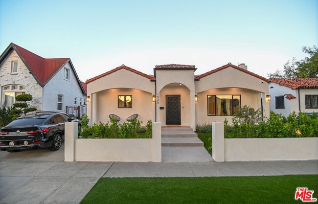 Photo - 1430 Stearns Dr House