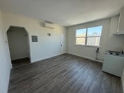Photo - Crestwood Tower Apartments