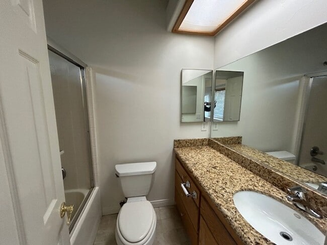 Photo - Large 3 Bedroom!