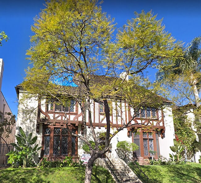 425 N Sycamore - 425 N Sycamore Ave