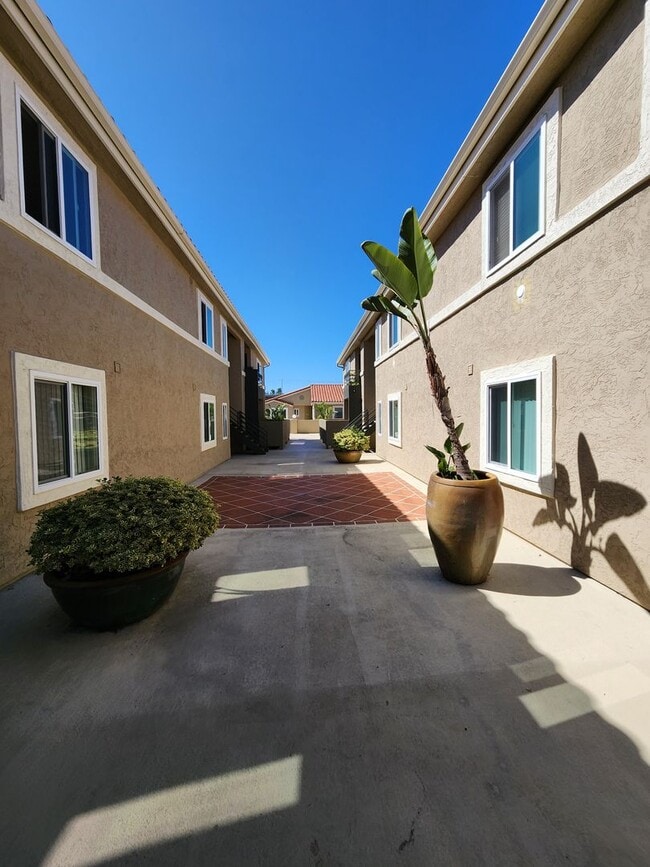 Photo - 2 Bedroom Upper Unit in UTC Unit 2218