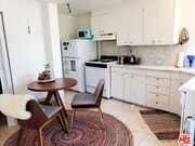 Photo - 5916 Annan Way