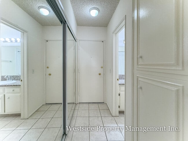 Photo - 11360 Iowa Ave