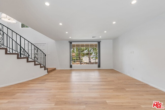 Photo - 3062 Arrowhead Dr