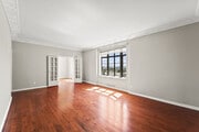 Photo - 1314 Hayworth Ave Apartment