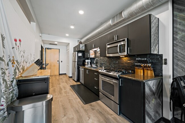 Building Photo - 1551 Fourth Ave