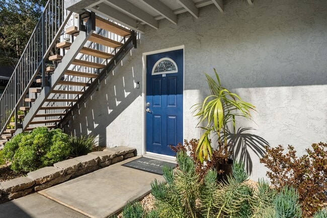 Photo - Park Plaza Apartments